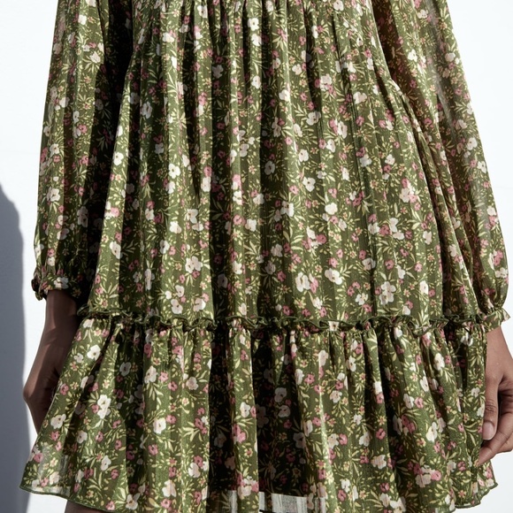 Zara limited edition floral print green dress - Picture 5 of 10